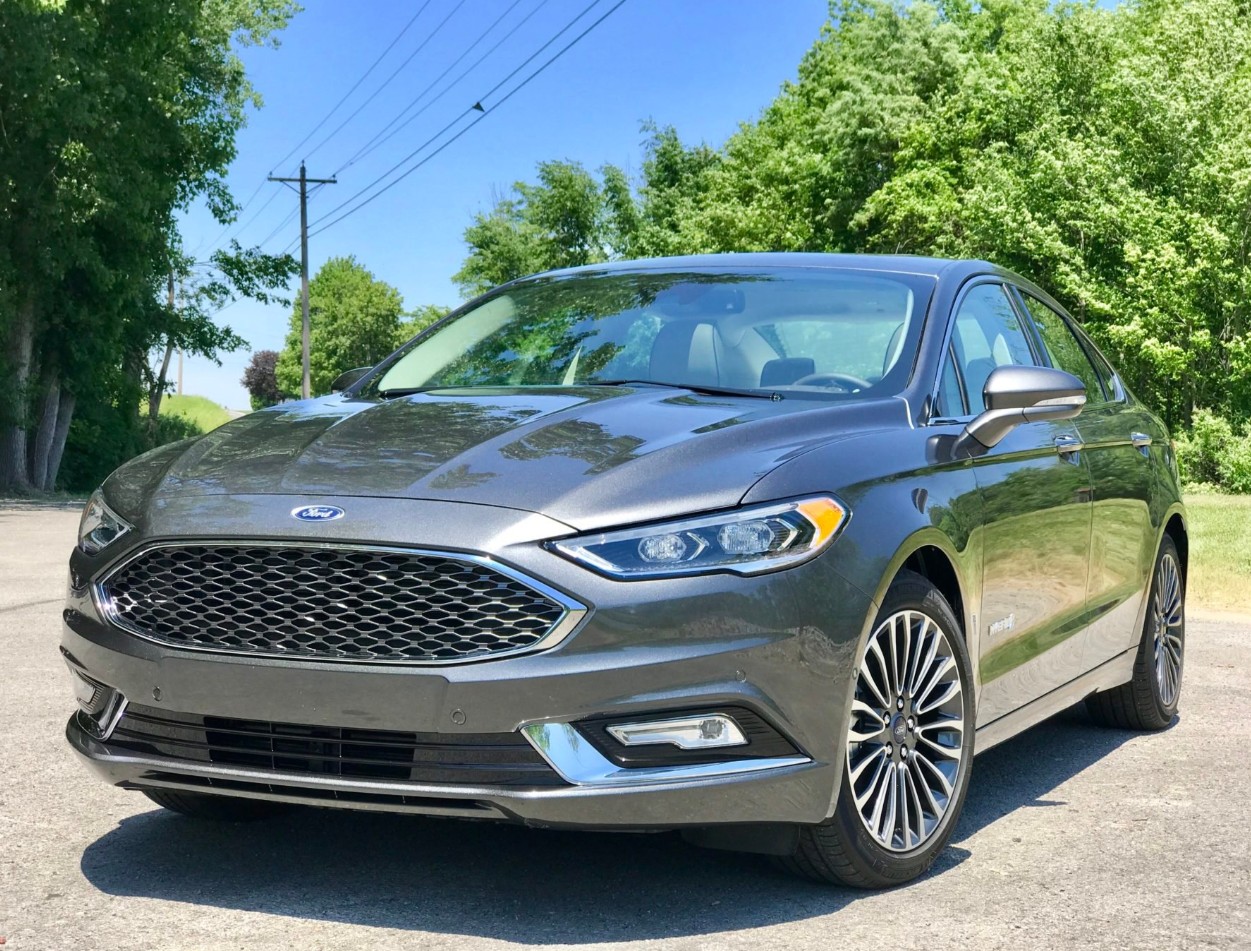 2027 Ford Fusion Hybrid Review